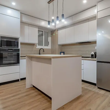 H11 Casa Giglio - Parcheggio * San Remo