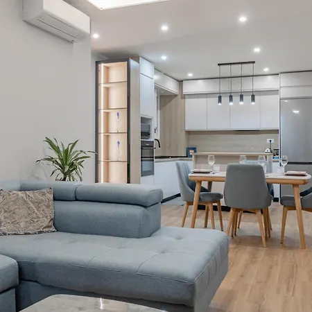 H11 Casa Giglio - Parcheggio Sanremo