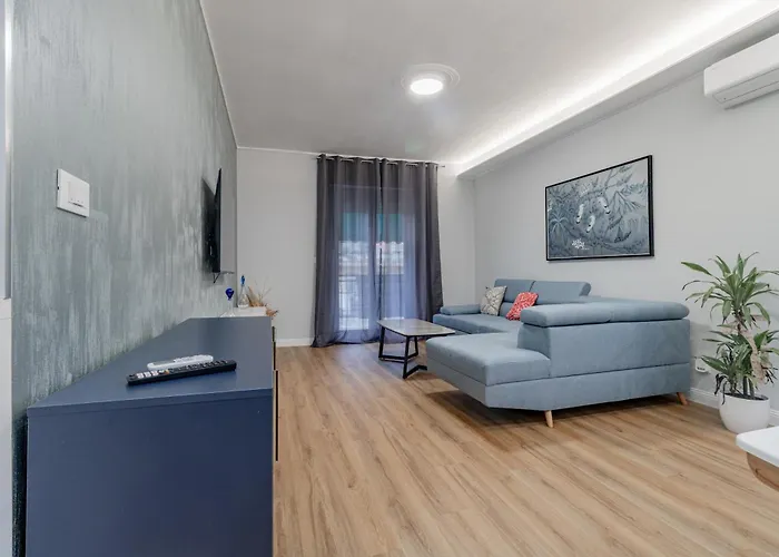 H11 Casa Giglio - Parcheggio * Sanremo